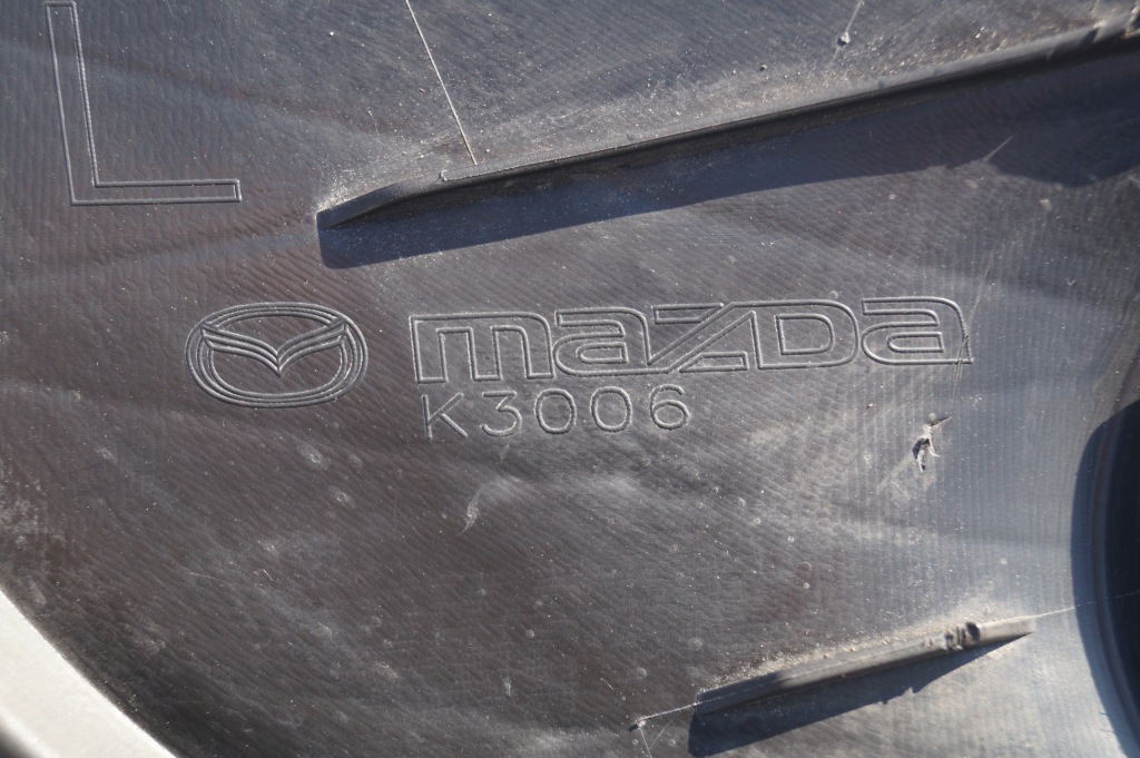 Купить Решётка бампера перед левая mazda 5 c513-50c21