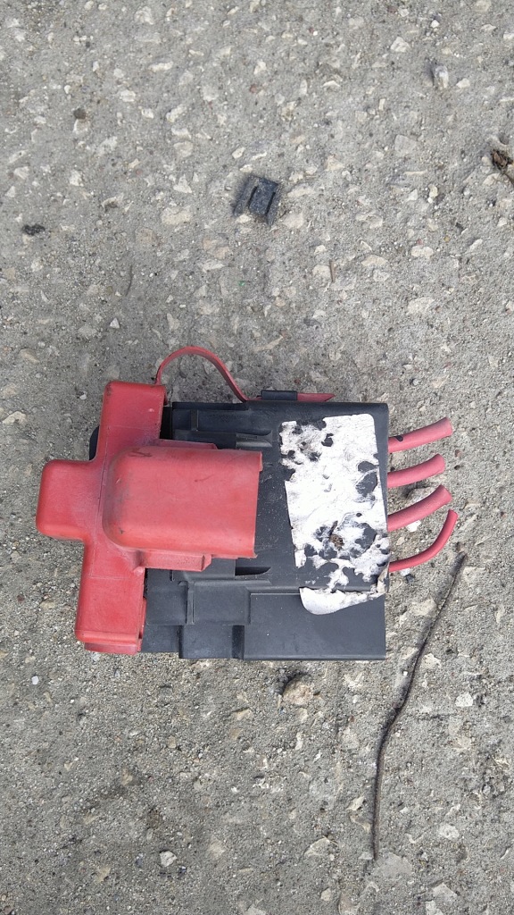 фото №1, Коробка запобіжників jeep grand cherokee iv wk, wk2 68089468aa 3.0l