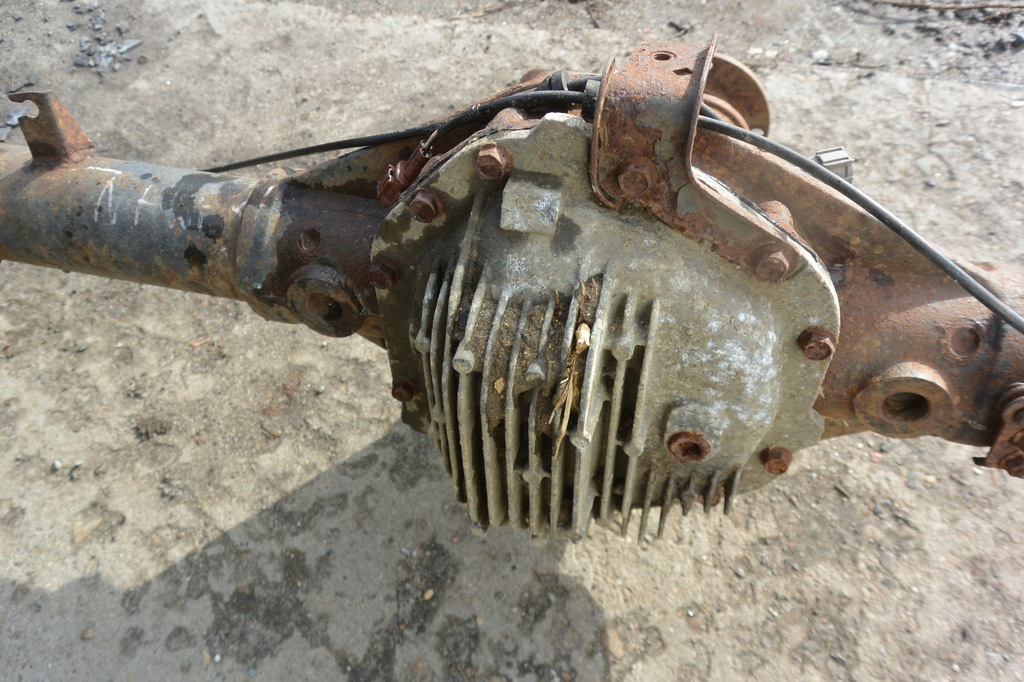 фото №10, Nissan navara d40 механическая коробка передач 4x4 pathfinder r51 2.5 dci мост задняя