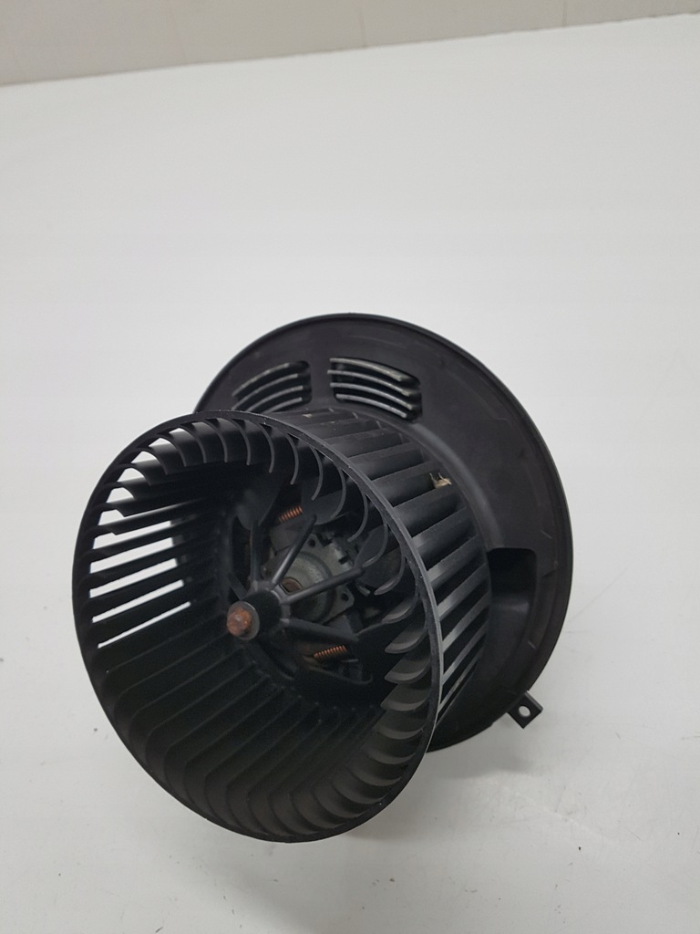 фото №5, Вентилятор воздуходувка bmw 1 e81 6933663 eu