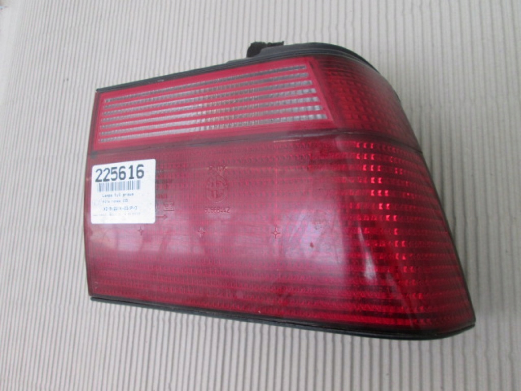 фото №1, Alfa romeo 155 лампа задняя правая оригинал