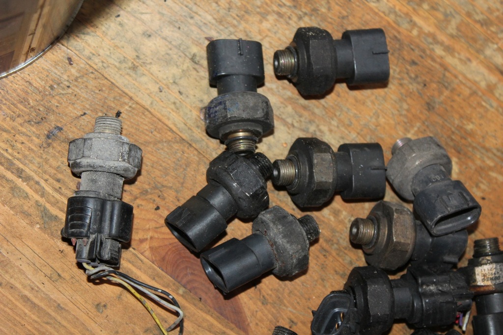 фото №8, Датчик тиску кондиціонера toyota avensis t25 corolla verso 499000-7141