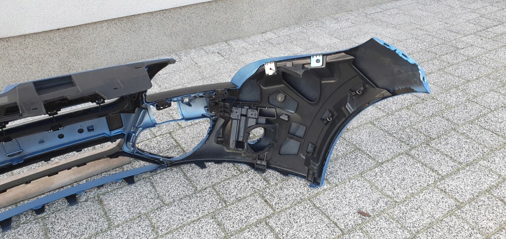 Megane iii купе рестайлинг  бампер перед оригинал e247 Цена