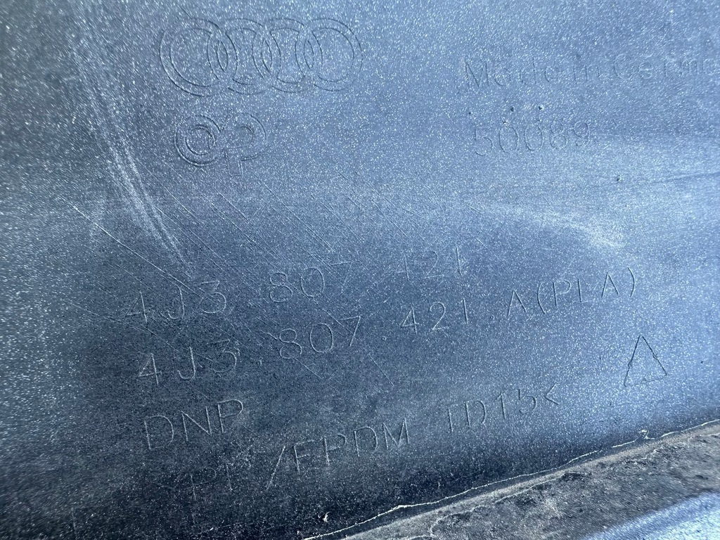 фото №7, Бампер задня задній audi e-tron gt rs 4j3 4j3807421 повний