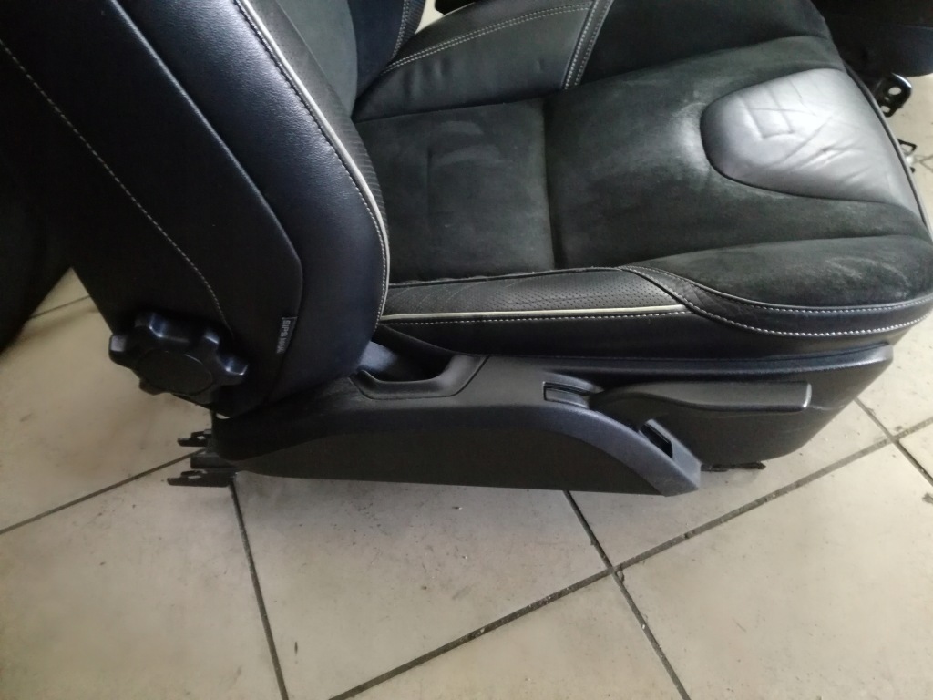 фото №4, Volvo v40 ii 2012 - 2019 rok сидіння заднє сидіння обшивки підлокітник r-design