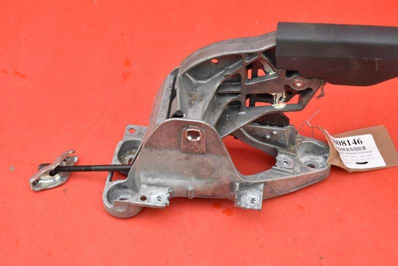 фото №6, Важіль гальма ручного 8j0711303a vw golf 5 v plus 03-09