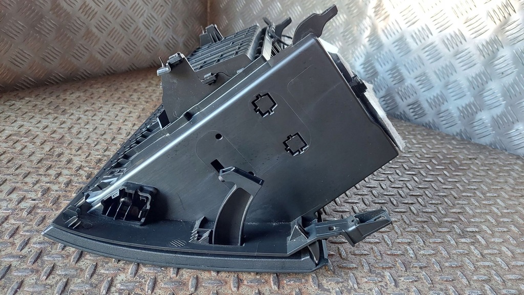 фото №8, 2021 mercedes-benz a w177 бардачок a177680380