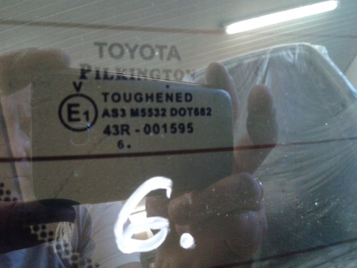 фото №3, Toyota avensis 2003 kombi кришка багажника задня