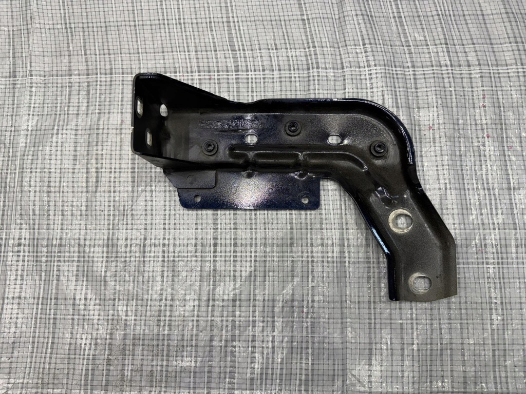 Купить Кронштейн maserati granturismo m189 d778