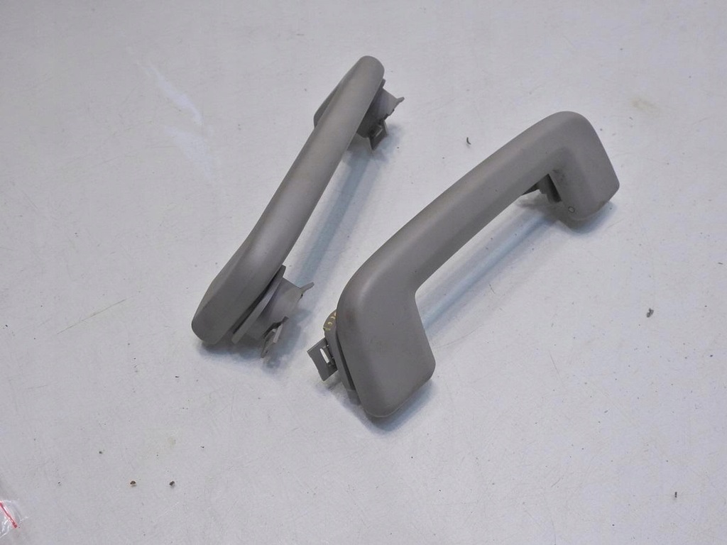 фото №7, Ручка кронштейн потолочный перед volvo v70 iii