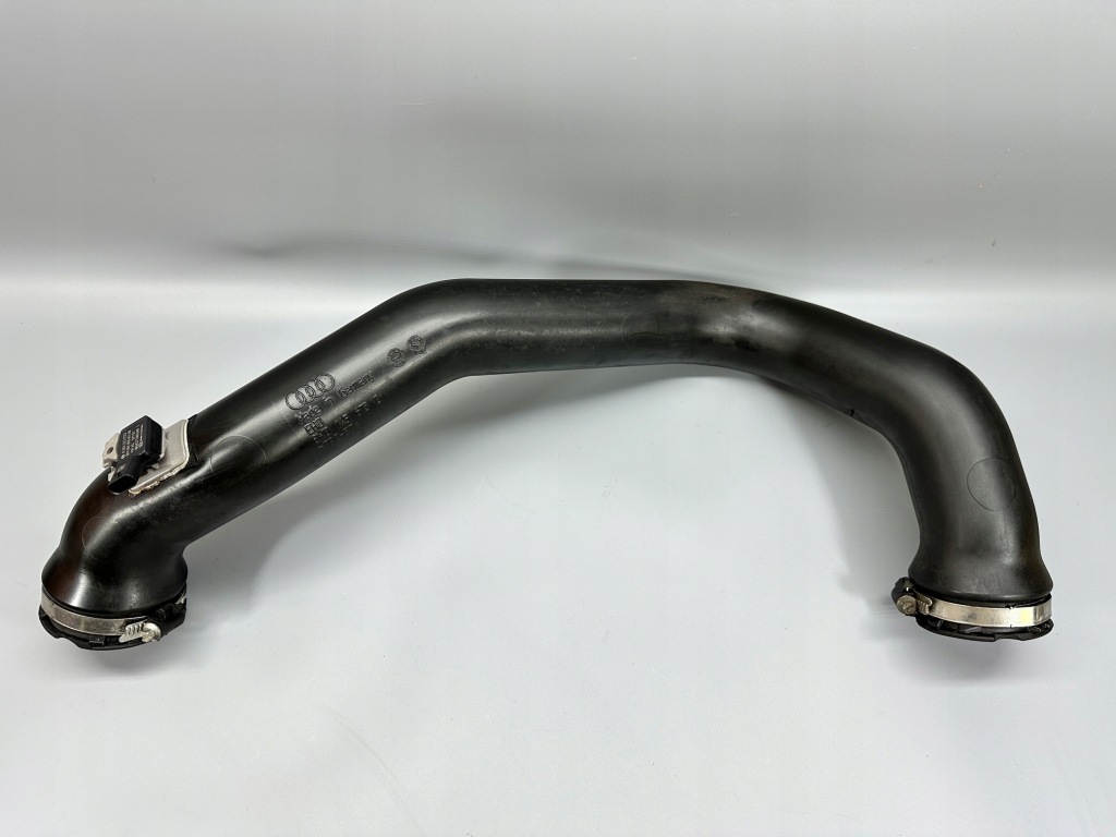 фото №1, Audi s4 b9 s5 f5 8w 3.0tfsi труба шланг интеркулер + датчик 8w0145673c