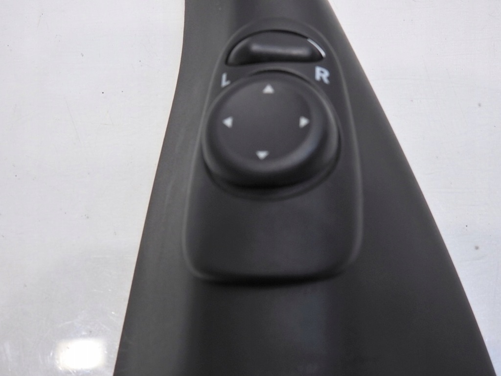 фото №7, Треугольник защита зеркало левая кнопка saab 9-3 ii