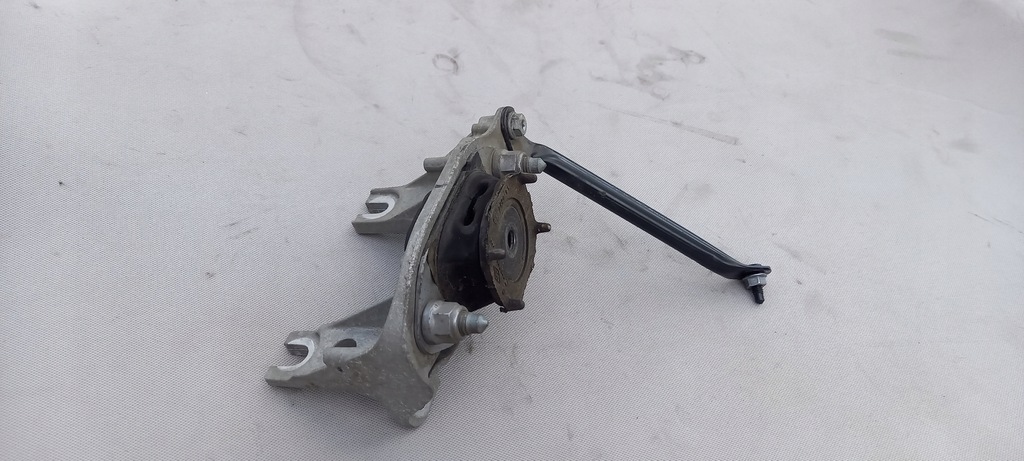 фото №1, Кронштейн, подушка двигуна renault twingo iii 0.9 tce