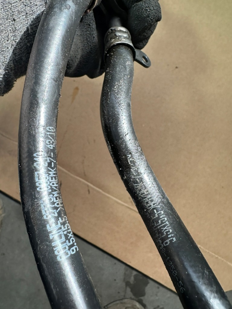 Провода масляные коробки передач, трубки mercedes cls w218 4.7 v8, 4matic Цена