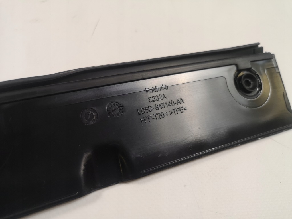 фото №5, Молдинг защита петля крышки p ford explorer 2020-