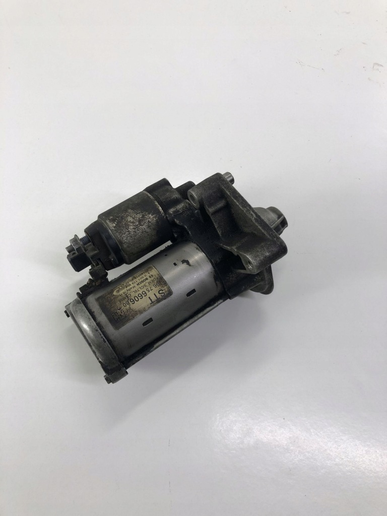 Купити Peugeot 308 2015 стартер