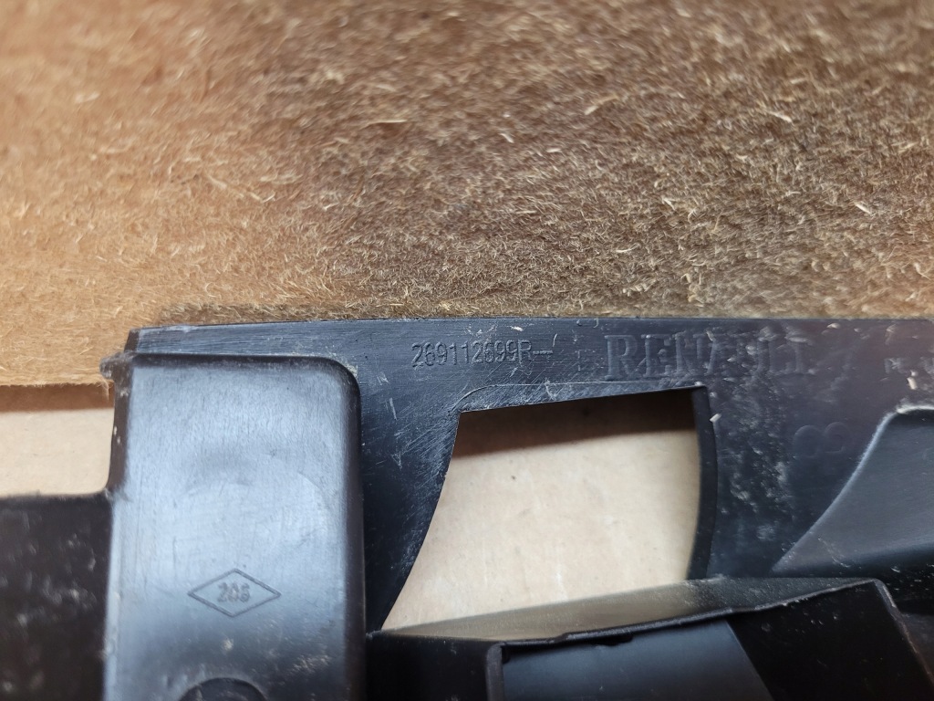 фото №3, Направляющая противотуманной фары renault trafic iii правая