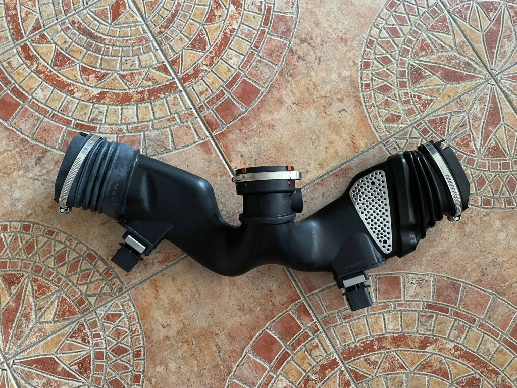 фото №1, Mercedes-benz cls c219 2007 труба / wąż впускний повітря турбіни