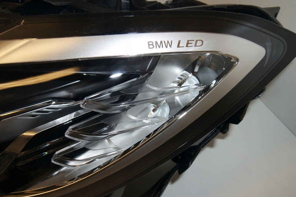 фото №9, Лампа левая передняя bmw 4 coupe g22, g82 5a19365 2.0l бензиновый 190kw 2022