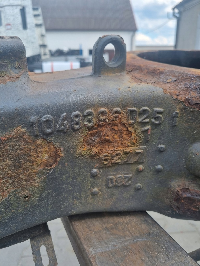 фото №8, Корпус мост балка моста ev91 volvo fh fm 9 13 4 fmx 12 шпилька