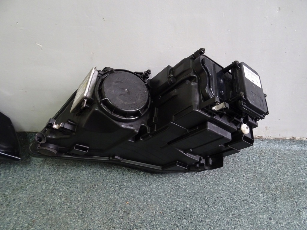 фото №8, Audi a8 d4 4h0 лампи передні bi-xenon поворотний ліва + права