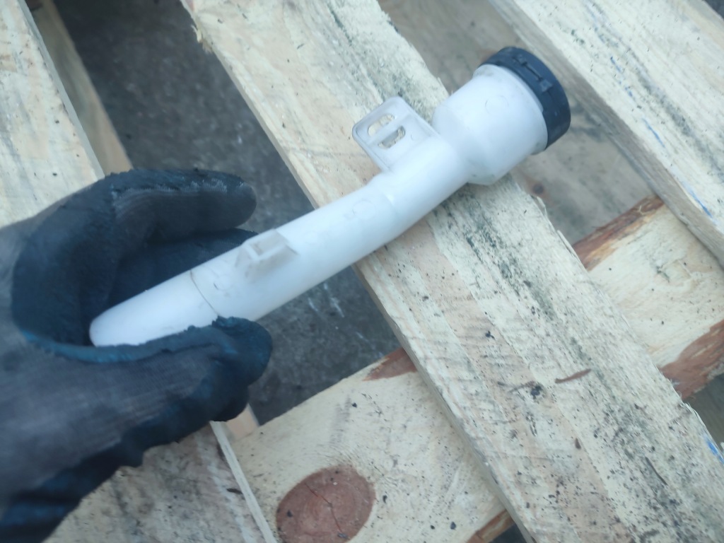 Горловина бачок омивача corsa e 11.14- 13432737 в Україні