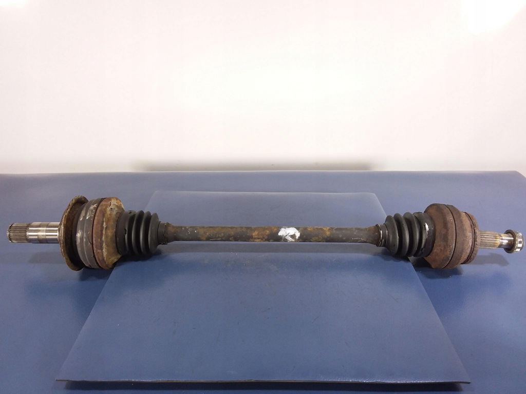 фото №1, Mercedes cls c219 3.0 cdi приводной вал правая задняя