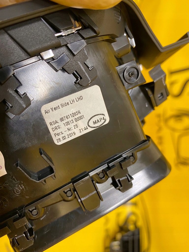 фото №3, Ліва решітка обдув панелі водія renault clio v