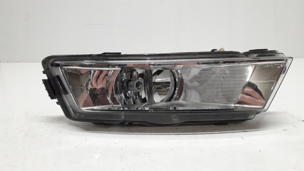 фото №5, Skoda rapid протитуманна фара правий перед 5ja941700