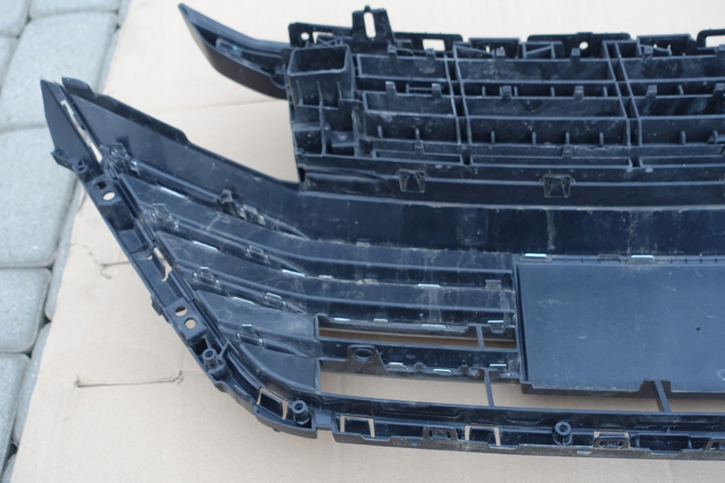 фото №11, Vw arteon 3g8 решётка радиатора решётка радиатора оригинал усилитель внутреннее 3g8853655a