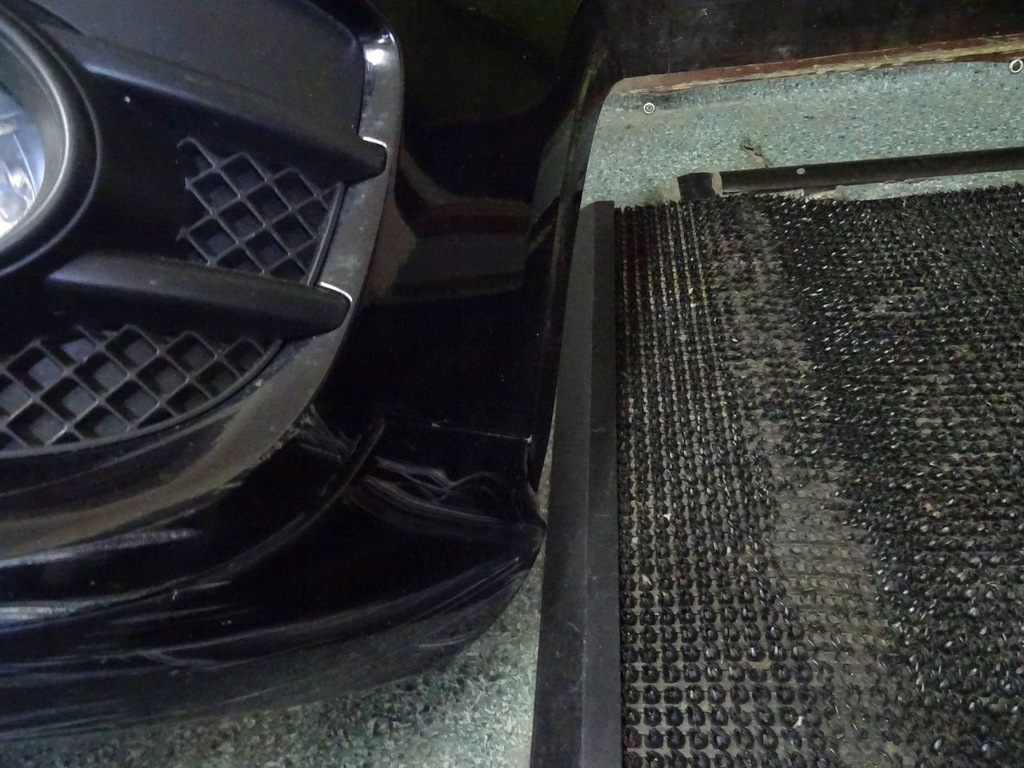 фото №6, Audi q3 8u 8u0 бампер передній 4pdc омивачі s-line