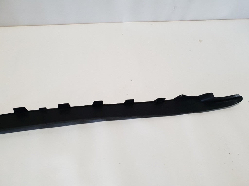 фото №9, Ford fiesta mk7 накладка-спойлер спойлер резиновый элемент w бампер перед