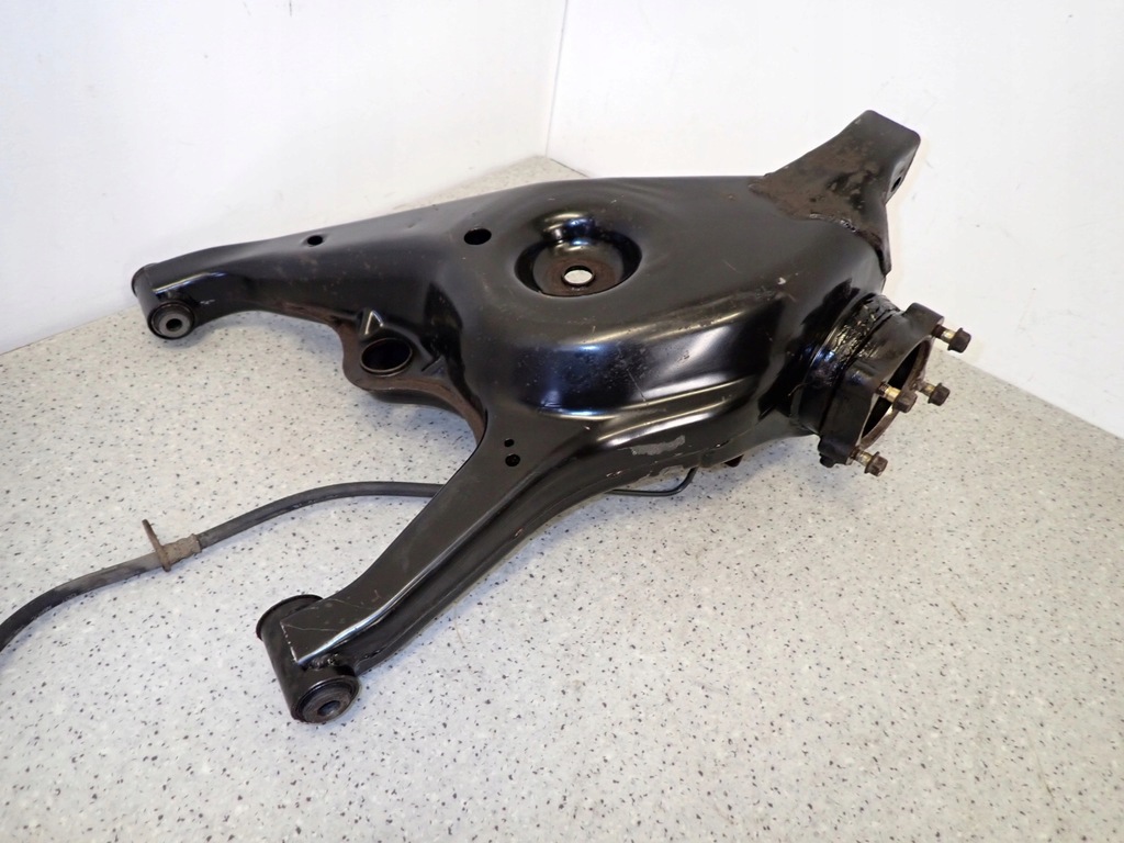 фото №9, Mitsubishi grandis 2.0did рычаг задний правый bez датчика