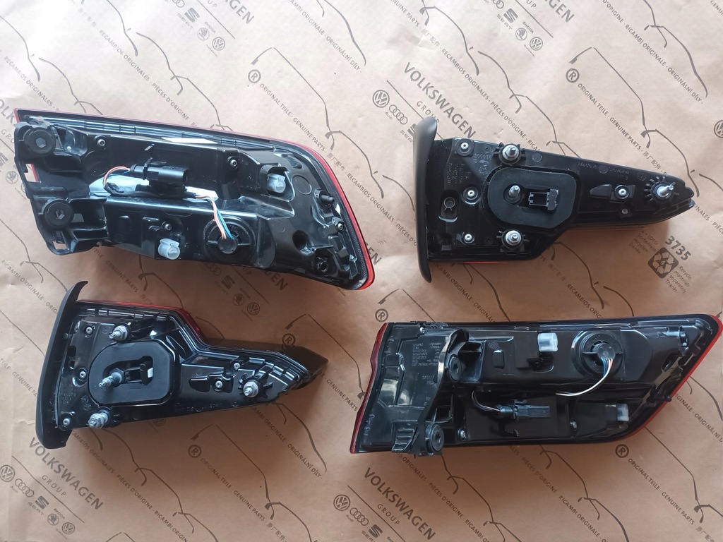 фото №16, Audi sedan a4 b9 8w kompletny задня кришка багажника лампи бампер колір ly9t 2017 72km