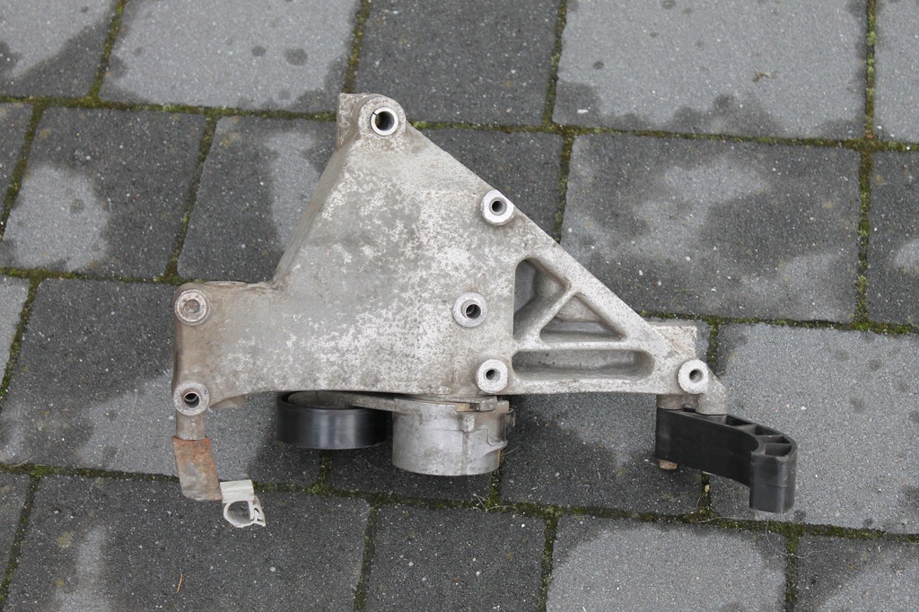 фото №4, Кронштейн компрессор генератора fiat linea 1.4 8v