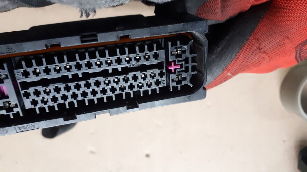 фото №6, S6 c7 4g штекер насоса тормозной 4.0 tfsi s7 4g