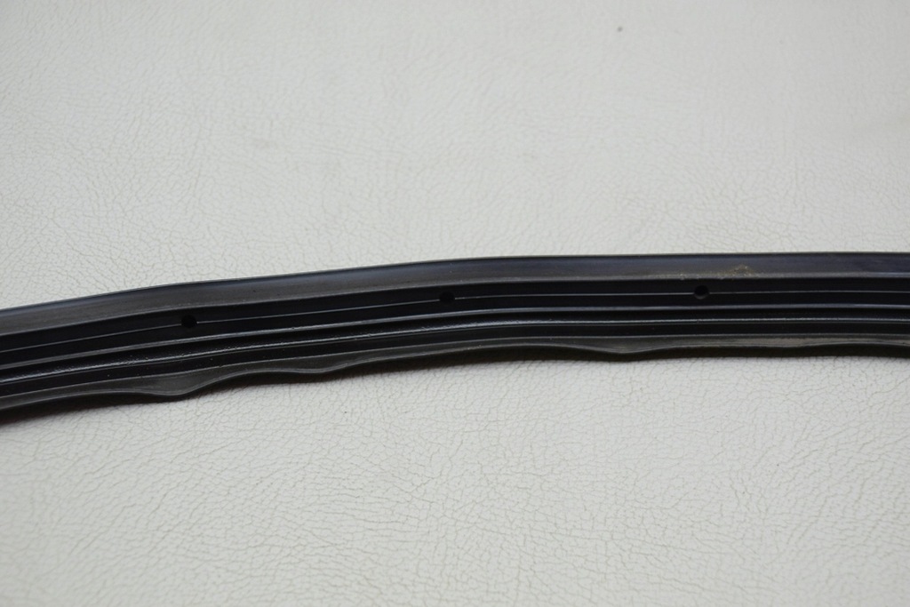 фото №7, Прокладка передній правих двері audi q5 fy 80a833177 2.0l дизель 140kw