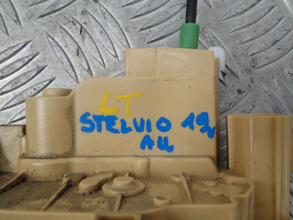 фото №13, Замок дверь alfa romeo stelvio 2019