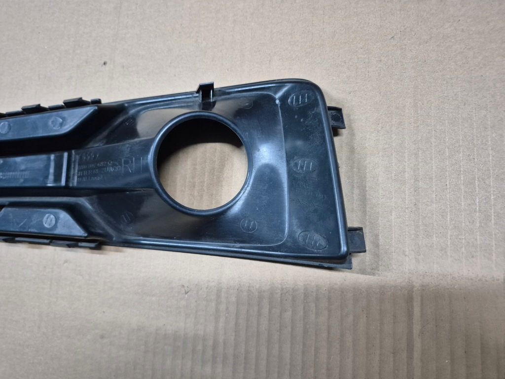 фото №9, Audi a-4 a4 b9 8w0 allroad решітка бампера передній перед права