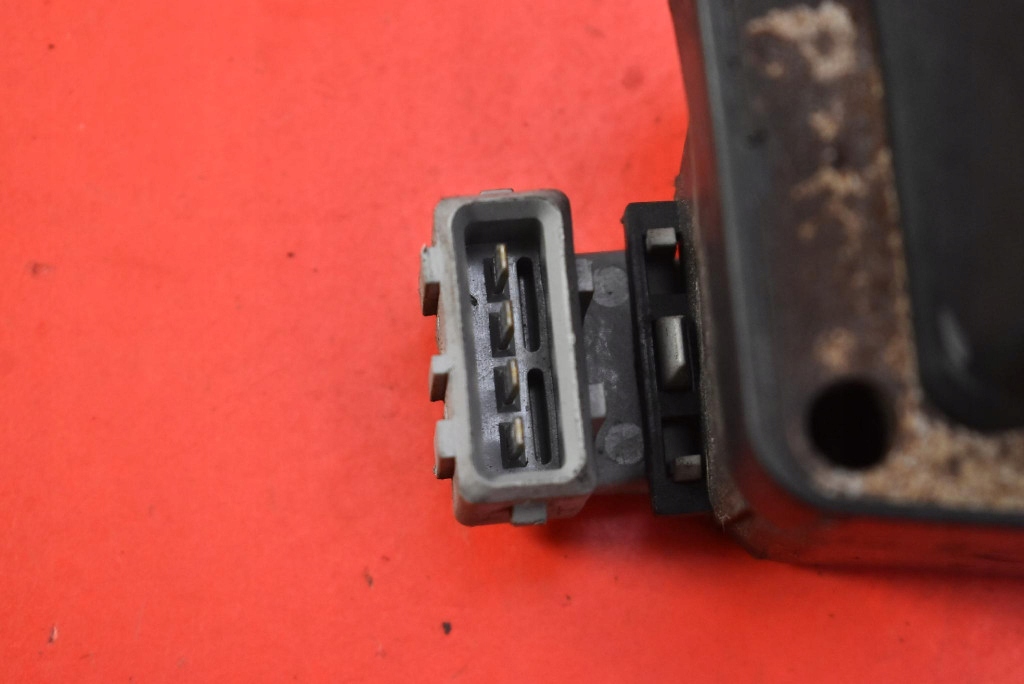 фото №7, Катушка зажигания 9636337880 citroen c3 1 i 1.6 16v 110 km 02-10