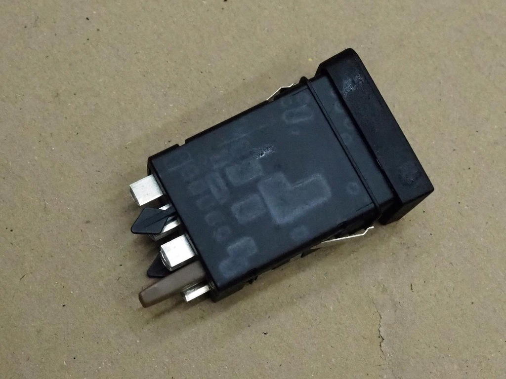 фото №9, Vw golf iv перемикач підігрів сидіння 1j0963564b