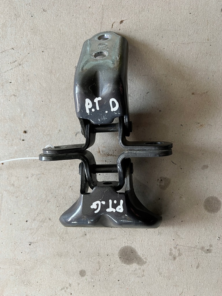 фото №1, Hyundai i30 ii 12- петлі двері правий задня z3g