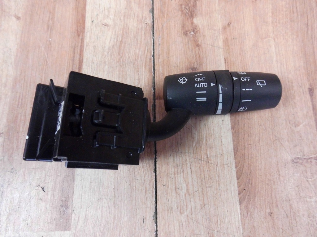 фото №1, Mazda cx5 ii kf 2017+ перемикач двірник