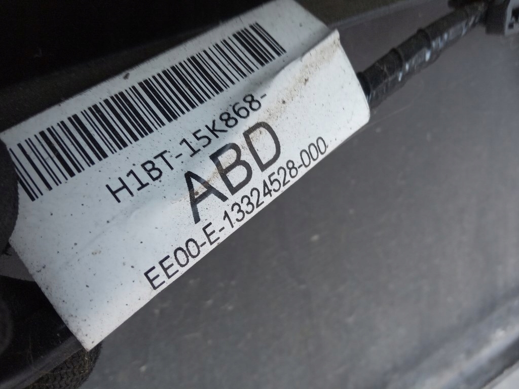 фото №11, Ford fiesta mk8 2017-23r.- бампер задня 4xpdc kpl.