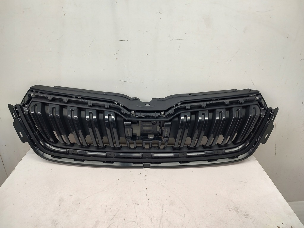 фото №1, Решётка радиатора решётка радиатора skoda kamiq 2019- 658853653a