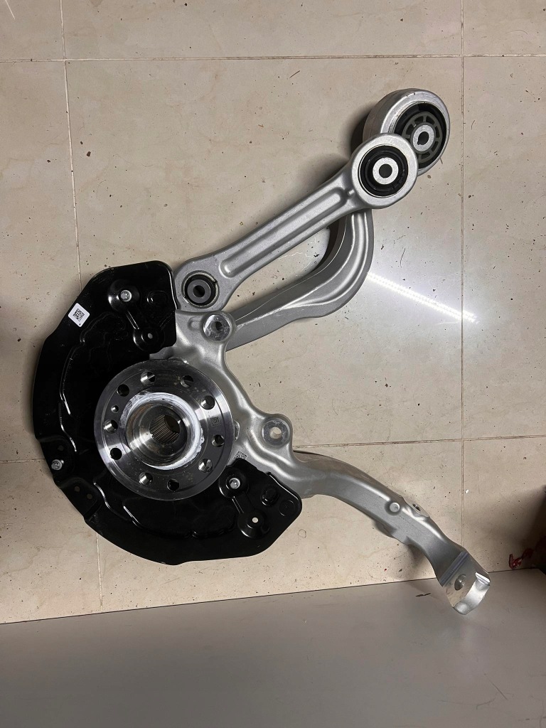 фото №1, Mercedes glc w253 w257 диск суппорт поворотный кулак ступица рычаги a2533320201