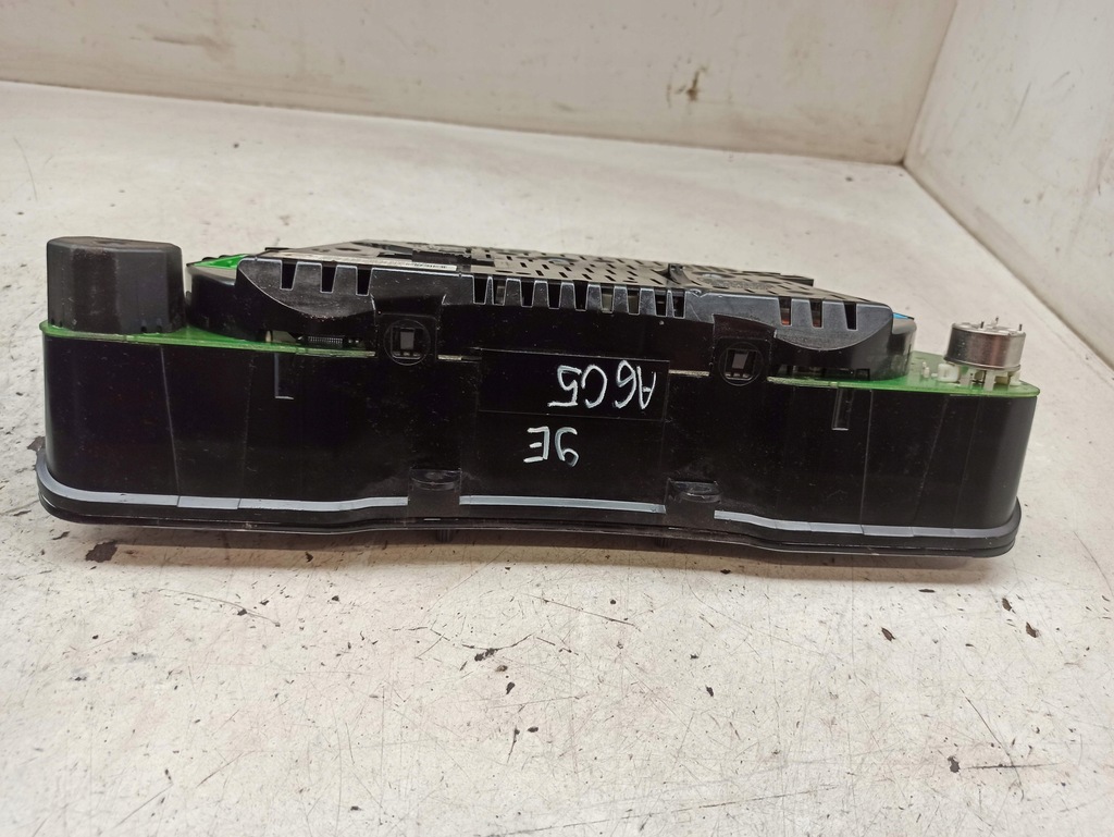 фото №12, Audi a6 c5 2.5d лічильник прилади автоматична коробка передач 4b0919881x