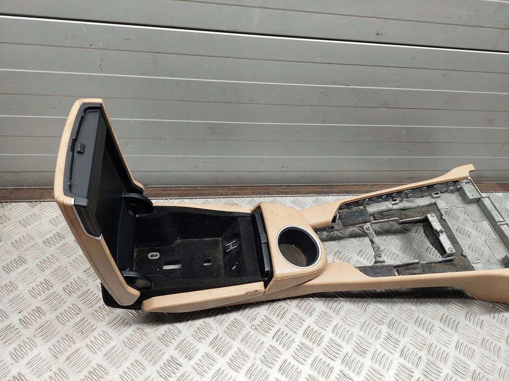 фото №8, Porsche panamera 970 2012 середина подлокотник туннель среднего