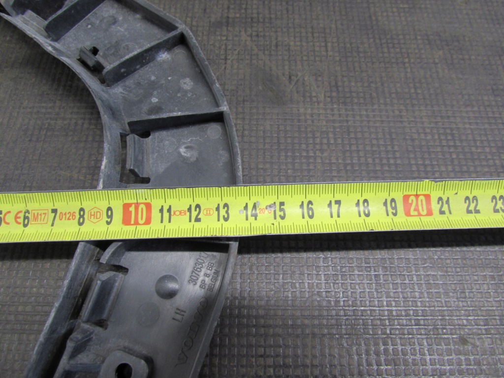 Направляющая бампера левый задняя volvo v50 i lift 07-12r 30763017 в Украине