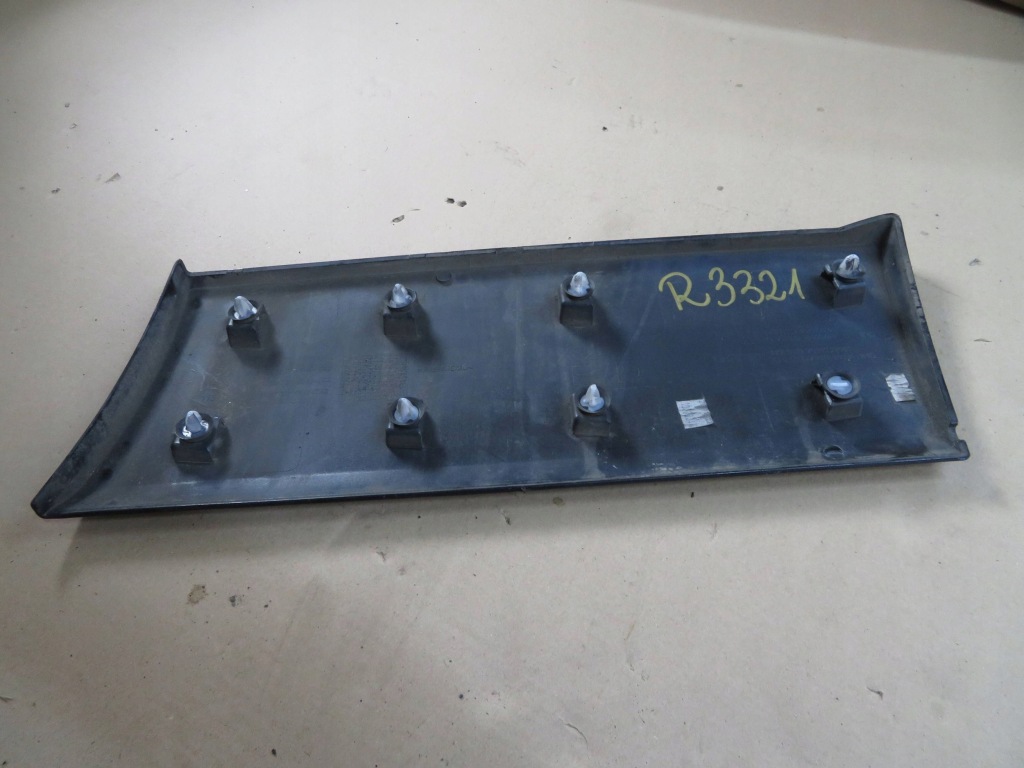 Молдинг бічна правий задній 788122765r renault trafic iii 20r Зі Шроту